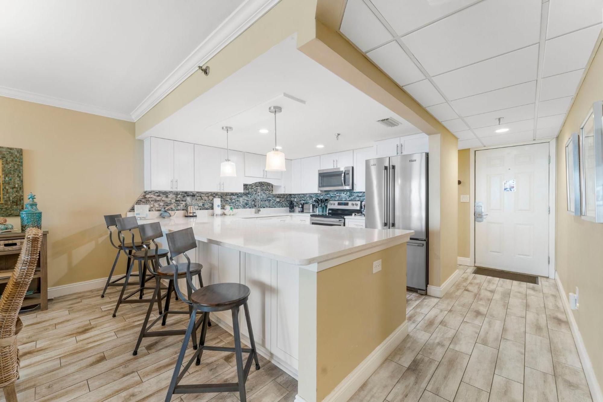 Stunning 2/2 Designer Condo W Coastal Appeal Right On The Gulf! Panama City Beach Exterior foto