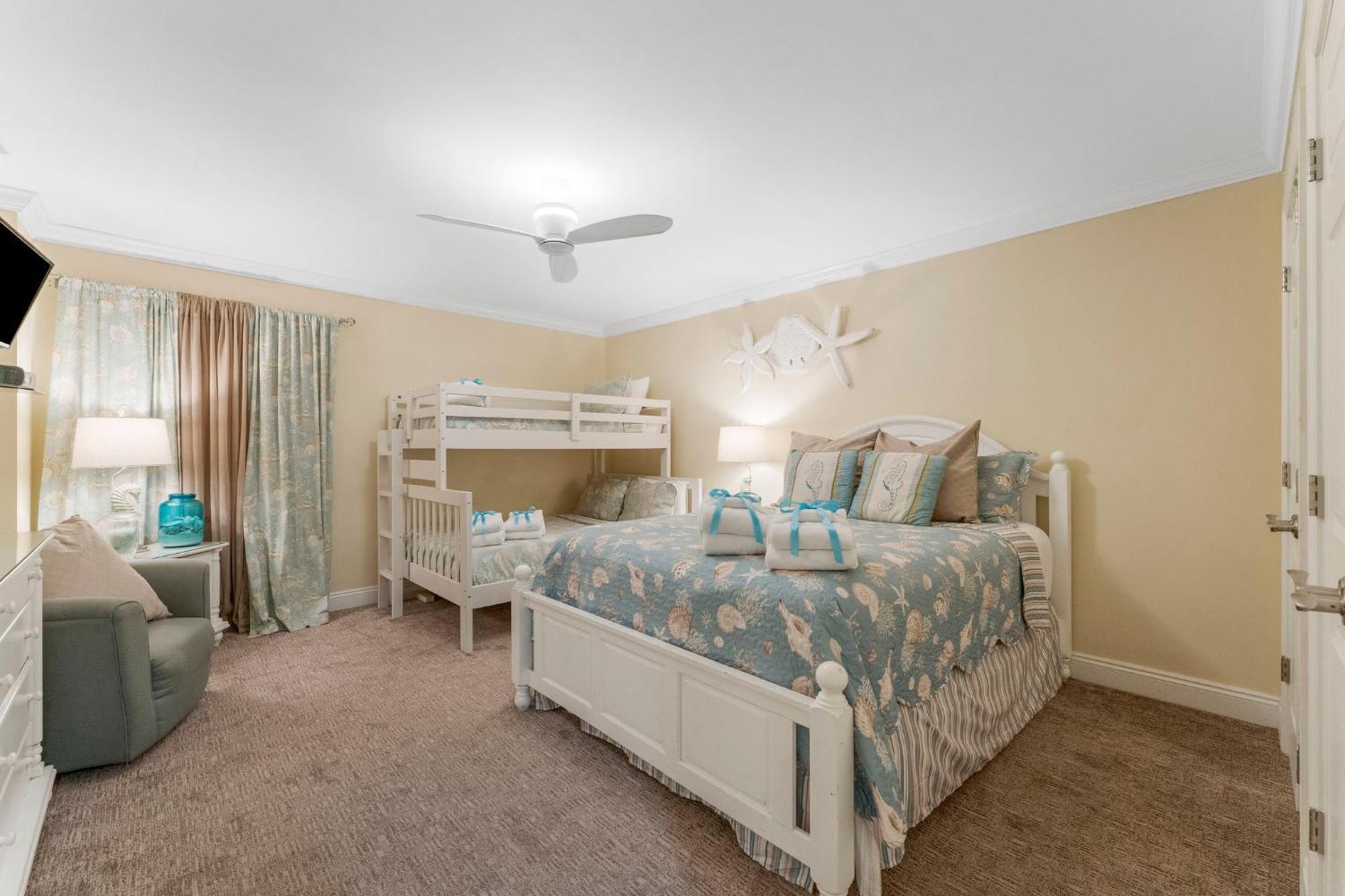 Stunning 2/2 Designer Condo W Coastal Appeal Right On The Gulf! Panama City Beach Exterior foto
