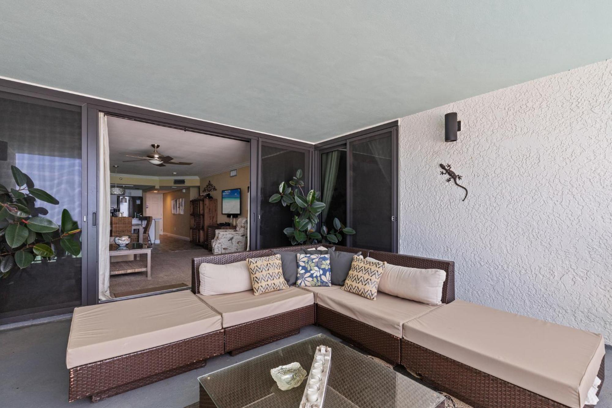 Stunning 2/2 Designer Condo W Coastal Appeal Right On The Gulf! Panama City Beach Exterior foto